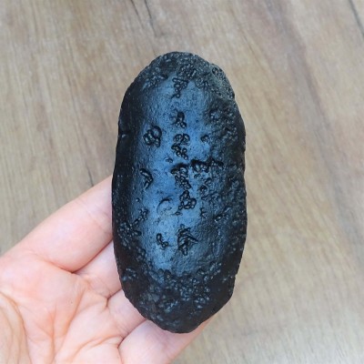 Tektite natural indochinite 196.6g, Vietnam