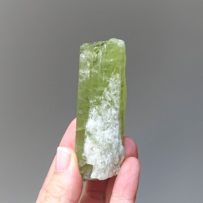 Heliodor natural crystal 68.64g, certificate, Brazil