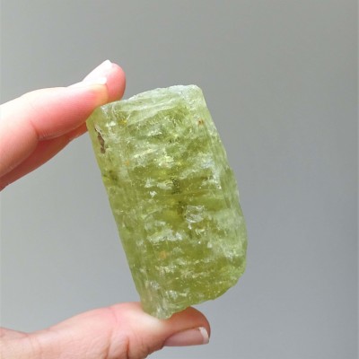 Heliodor natural crystal 104.58g, certificate, Brazil