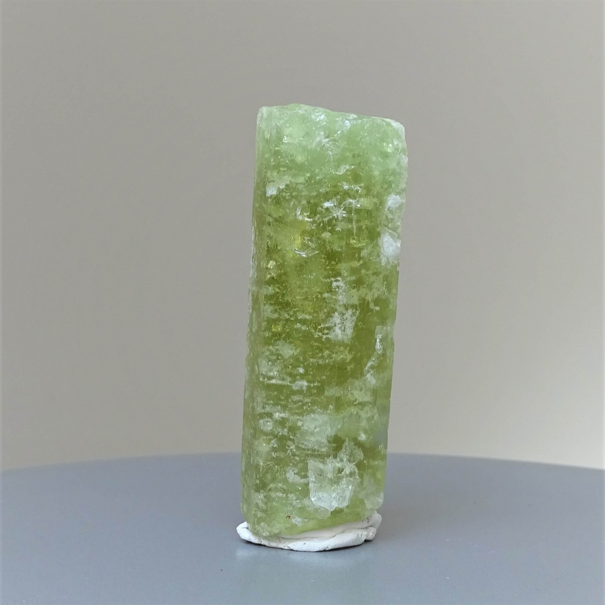 Heliodor natural crystal 94.30g, certificate, Brazil