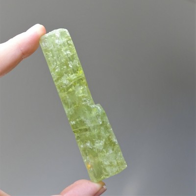 Heliodor natural crystal 97.80g, certificate, Brazil