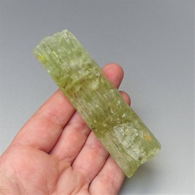 Heliodor natural crystal 97.80g, certificate, Brazil