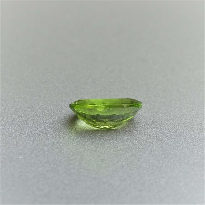 Peridot (olivine) cut gemstone 3.17ct, Pakistan