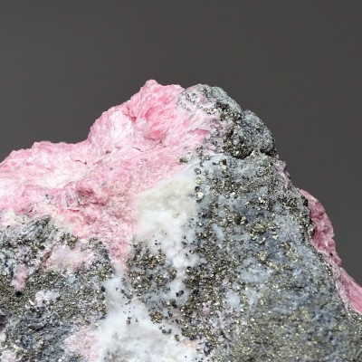 Rhodonite raw mineral 514g, Peru