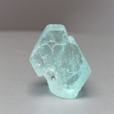 Akvamarín přírodní krystal 21,9g, Afganistán