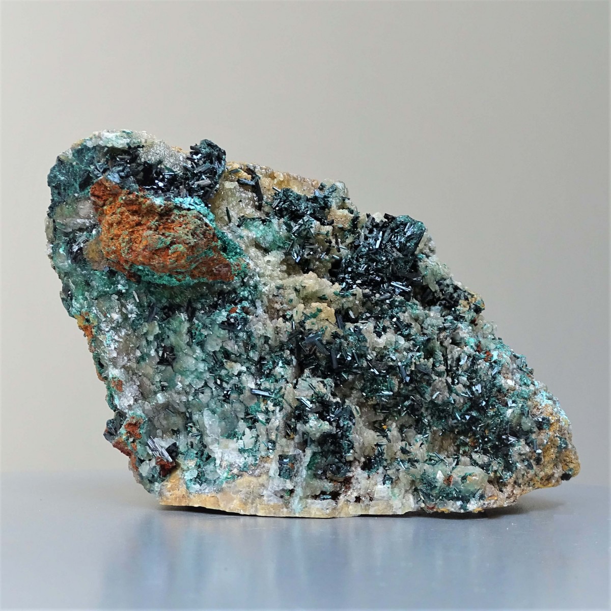 CLINOATACAMITE natural crystals 500g, Peru, collection piece