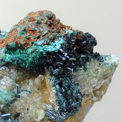 CLINOATACAMITE natural crystals 500g, Peru, collection piece