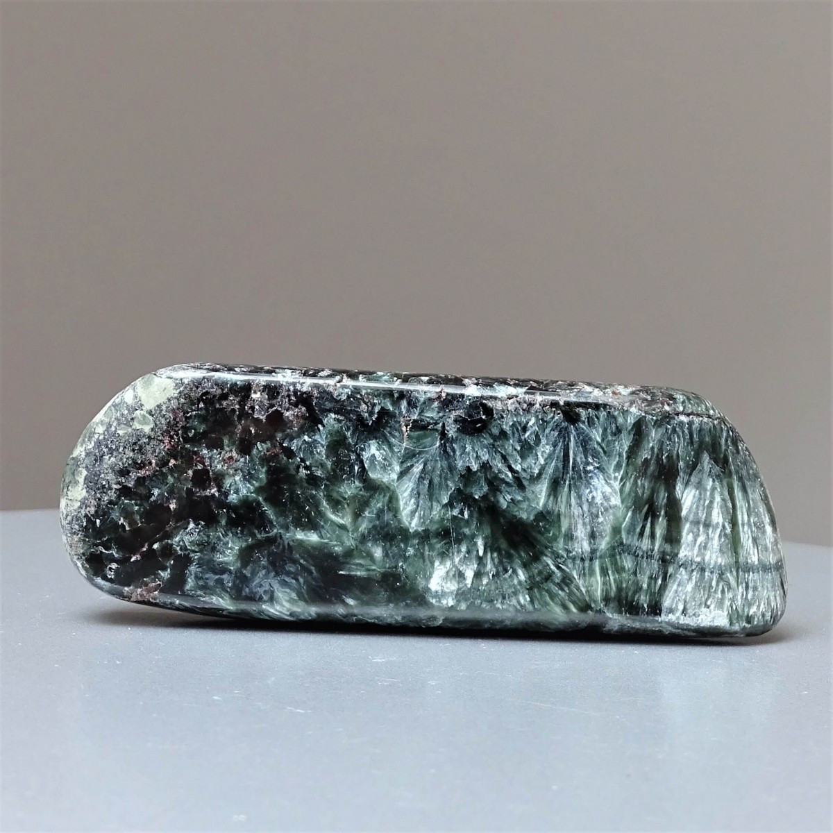 Serafinite polierte Teller 55g, Russland