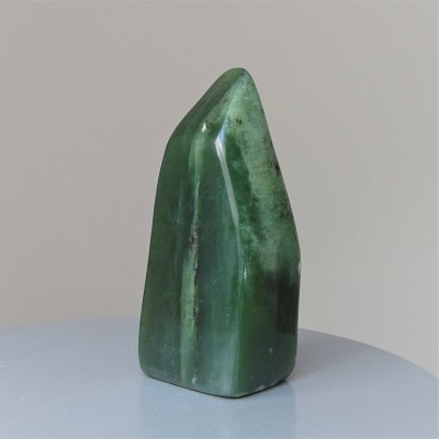 Nephrite natural polished 426g, Pakistan