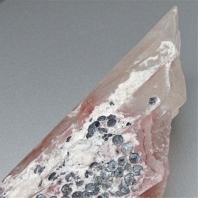 Natural rare red crystal specular hematite 479g, Inner Mongolia