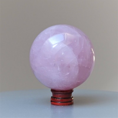 Rose quartz natural ball 566g, Brazil