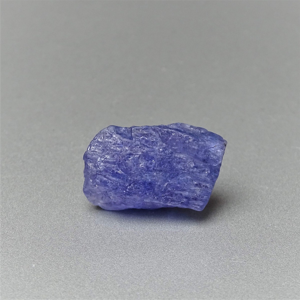 Tansanit-Rohmineral 6,3g, Tansania