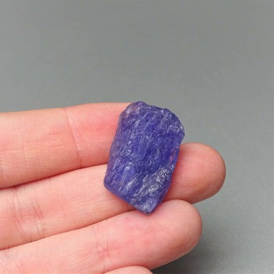 Tanzanite raw mineral 6.3g, Tanzania