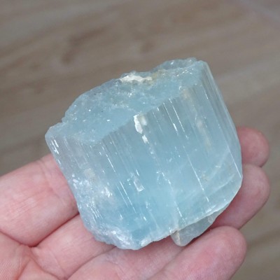 Akvamarín přírodní krystal 88,2g, Afganistán
