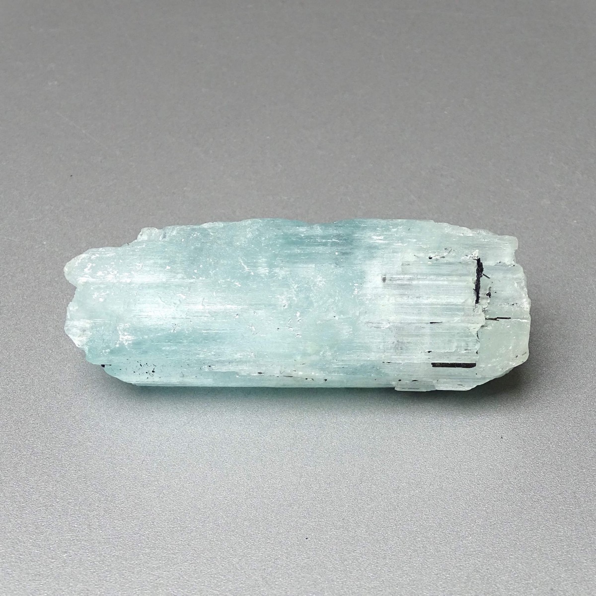 Akvamarín přírodní krystal 77g, Afganistán