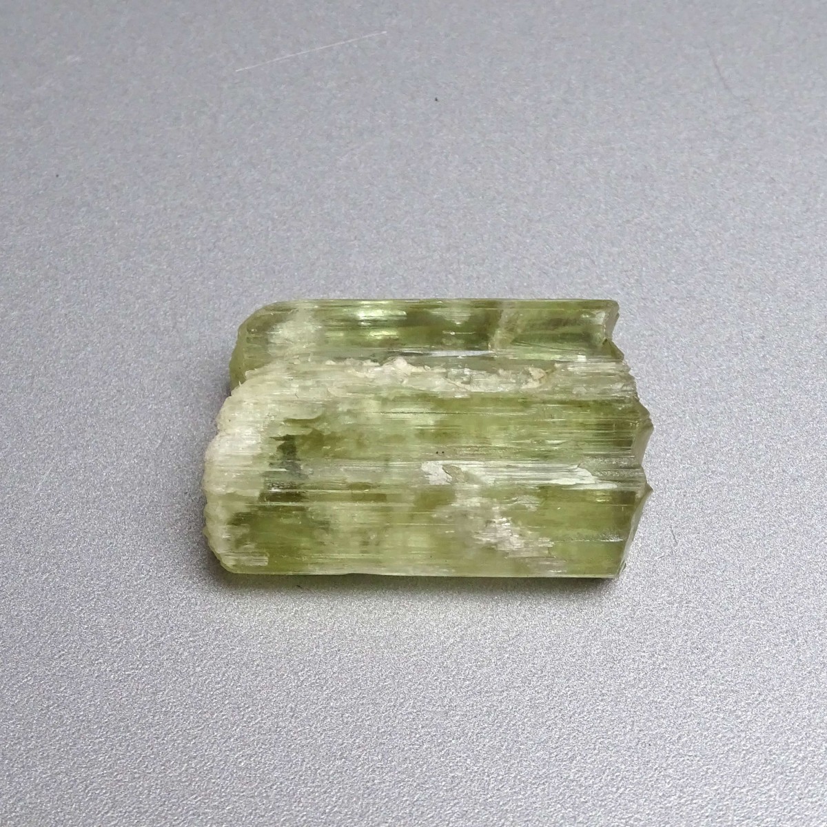 Natürlicher Hiddenit-Kristall 20,8g, Afghanistan