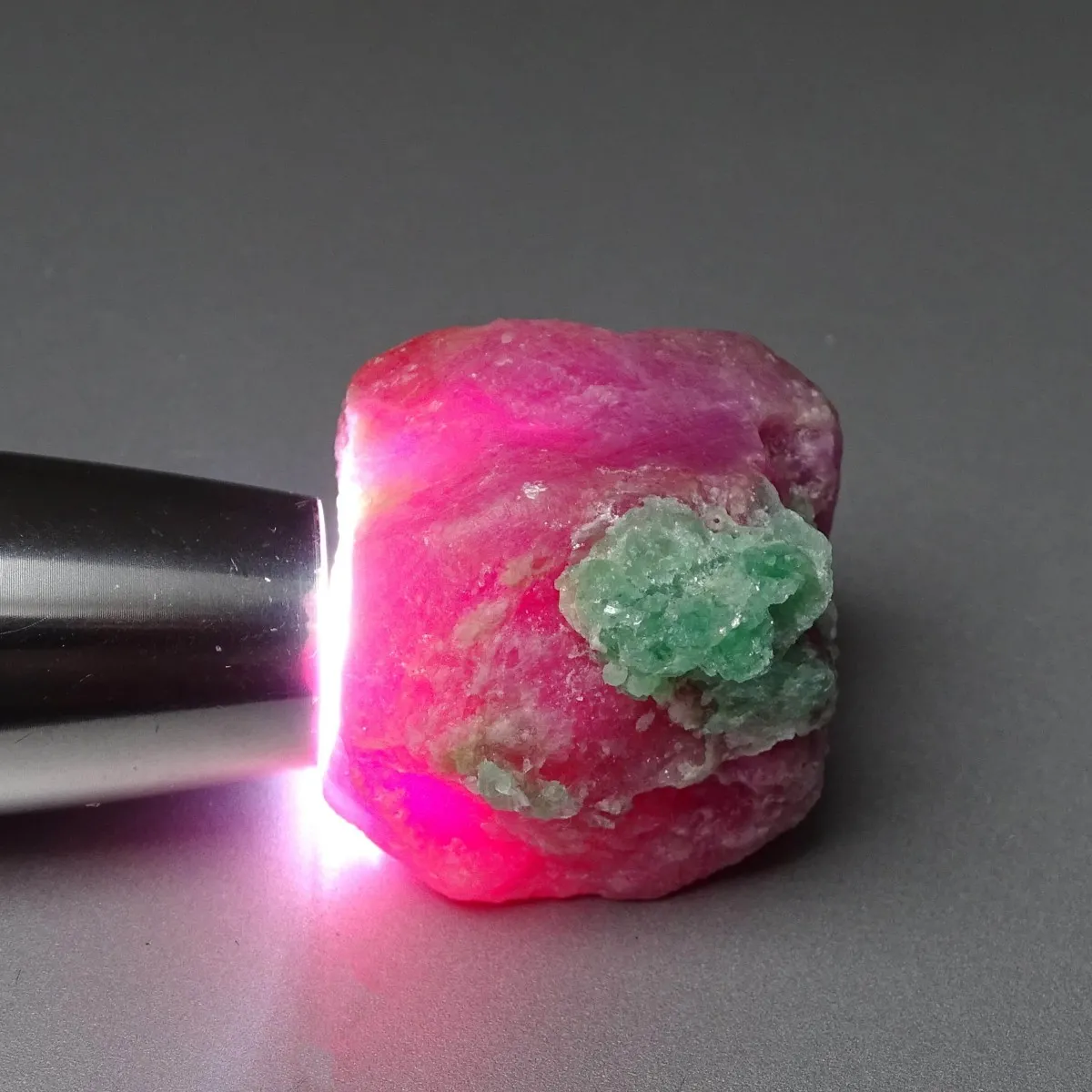 Natural raw ruby 120g, Macedonia