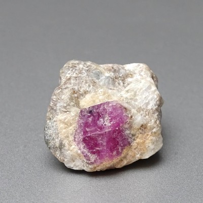 Natural raw ruby in rock 18.7g, Greenland
