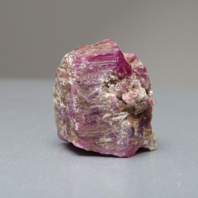 Natural raw ruby in rock 21.1g, Greenland