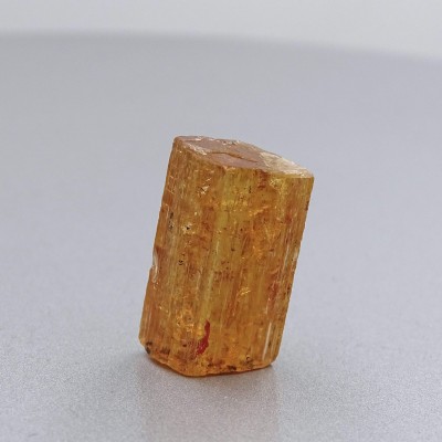 Topaz imperial natural crystal 8.3g, Brazil