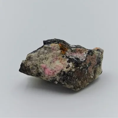 Tugtupite