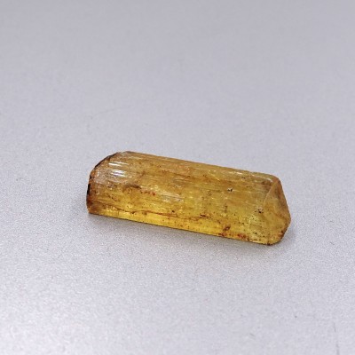 Topaz imperial natural crystal 6.1g, Brazil