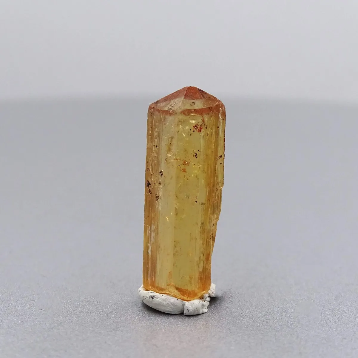 Topaz imperial natural crystal 2.7g, Brazil