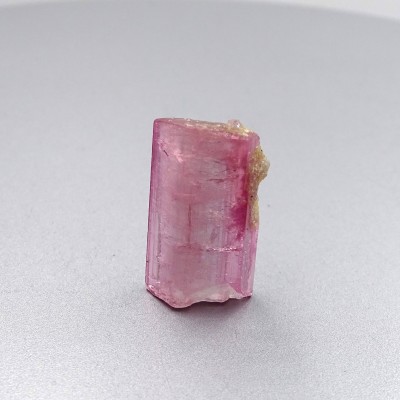 Turmalín růžový přírodní krystal 10,2g, Afganistán