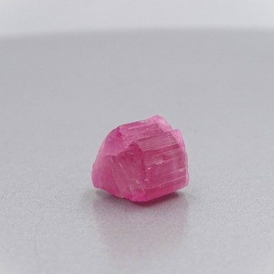Turmalín růžový přírodní krystal 2,5g, Afganistán