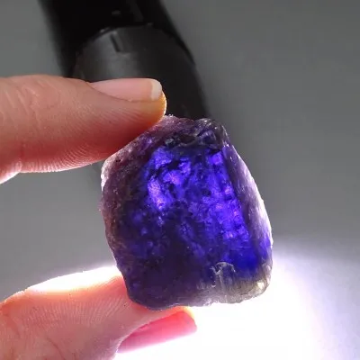 Tanzanite natural raw mineral 28g, Tanzania