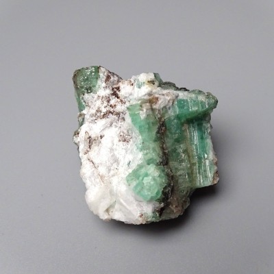 Smaragd přírodní krystal v hornině 88g, Pakistán