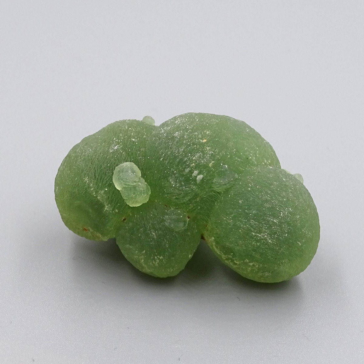 Prehnite natural mineral 73.6g, Mali