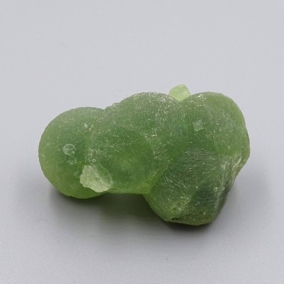 Prehnite natural mineral 73.6g, Mali