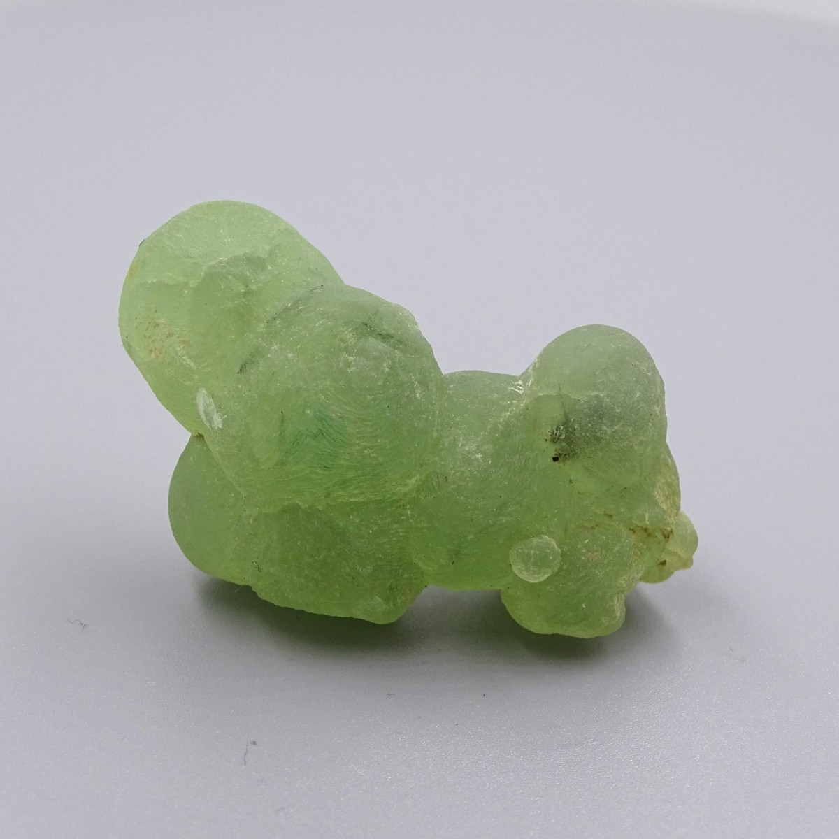 Prehnite natural mineral 42.9g, Mali