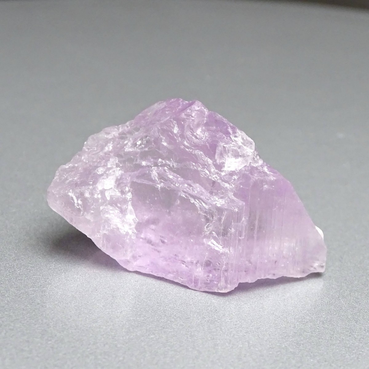 Kunzite natural crystal 19.4g, Afghanistan