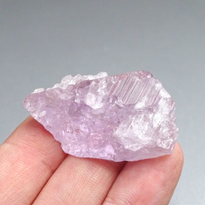 Kunzite natural crystal 19.4g, Afghanistan