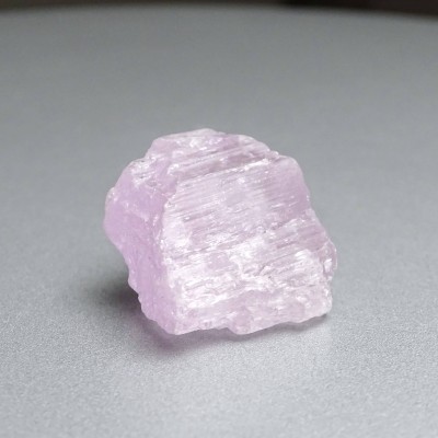 Kunzite natural crystal 16.7g, Afghanistan