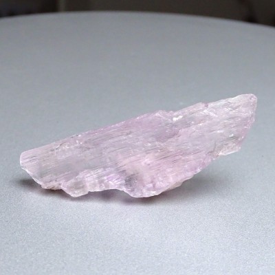 Kunzite natural crystal 15g, Afghanistan