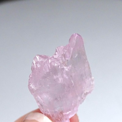 Kunzite natural crystal 6.2g, Afghanistan