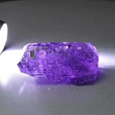 Scapolite purple natural crystal 27.8g, Afghanistan