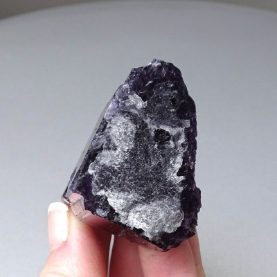 Scapolite purple natural crystal 85.6g, Afghanistan