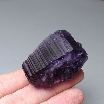 Scapolite purple natural crystal 44.6g, Afghanistan