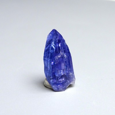 Tanzanit přírodní krystal 3,85g, Tanzánie