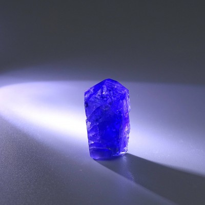 Tanzanite natural crystal 4.97g, Tanzania