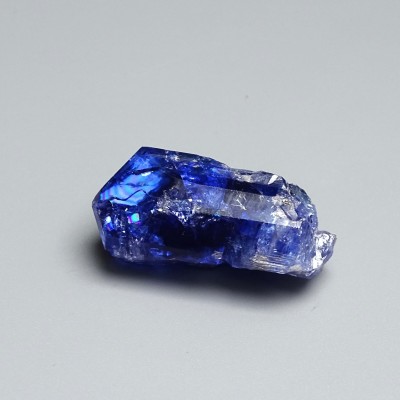Tanzanit přírodní krystal 25,7g, Tanzánie