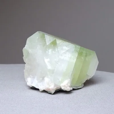Apophyllite green crystal, stilbite 205g, India