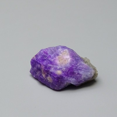 Hackmanite natural crystal 15.2g, Afghanistan