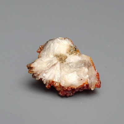 Vanadinite mineral 33,9g, Morocco