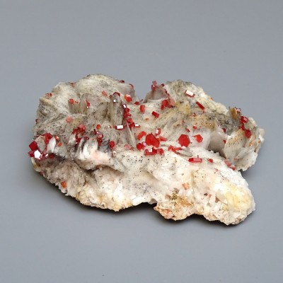 Vanadinite mineral 175g, Morocco