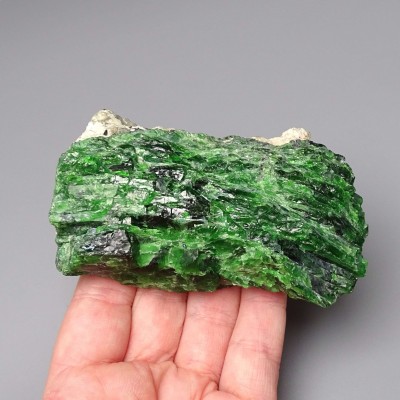 Chromdiopside natural mineral top quality 246g, Russia